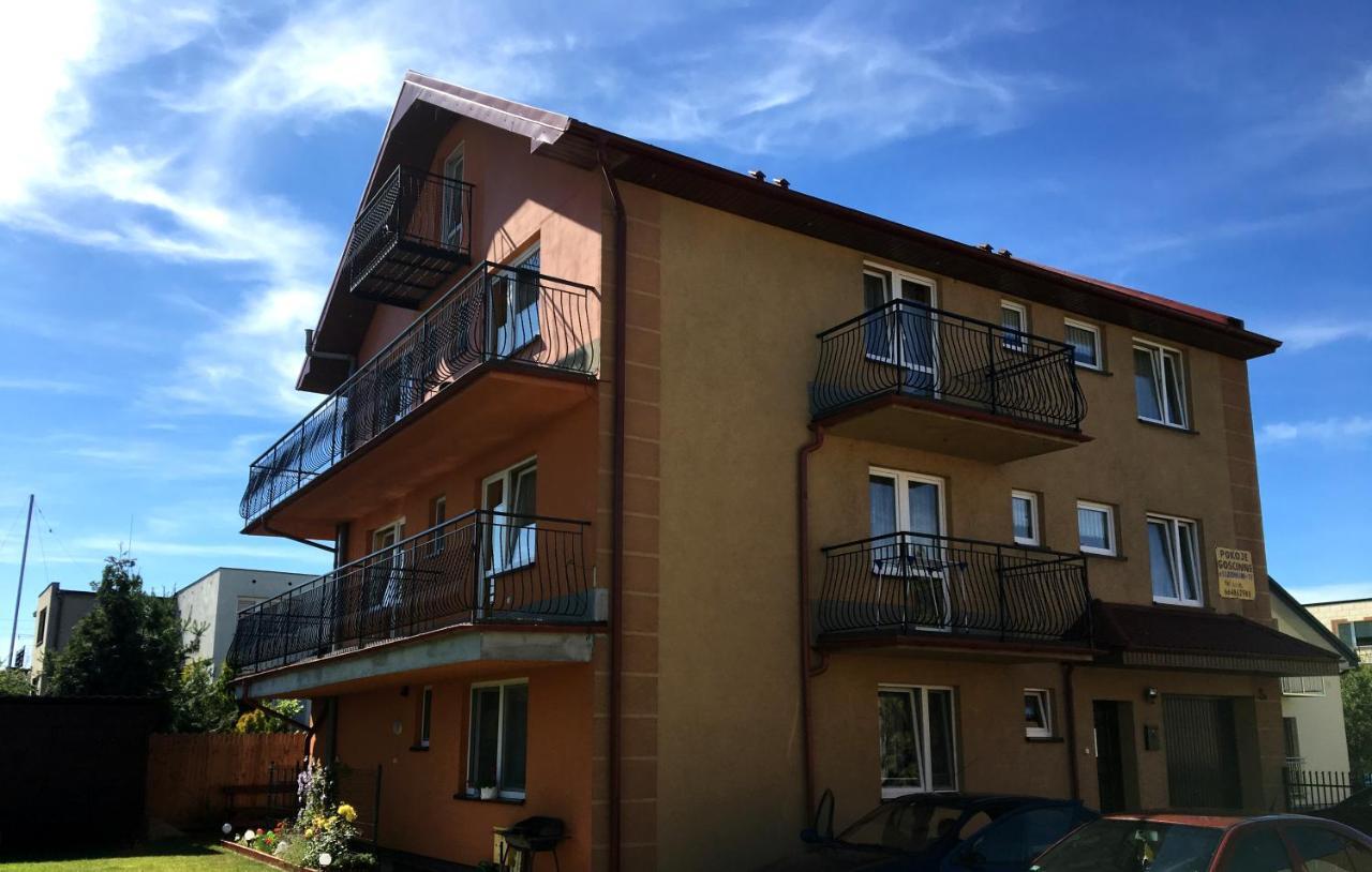 Willa Z Tarasami Władysławowo Exteriör bild