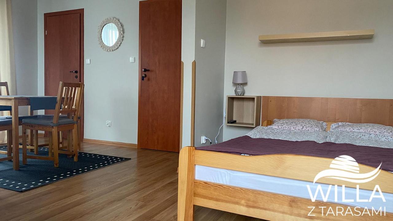 Willa Z Tarasami Władysławowo Exteriör bild