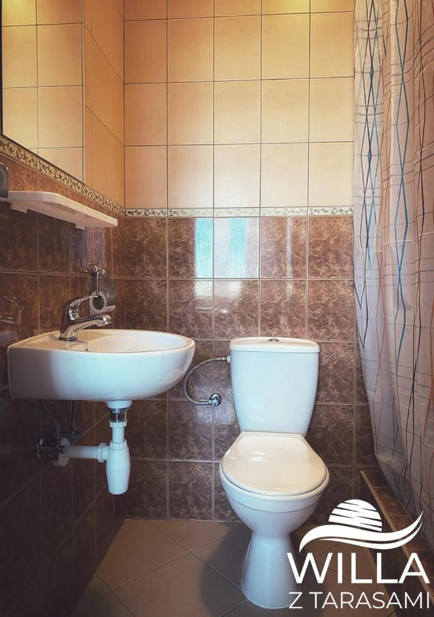 Willa Z Tarasami Władysławowo Exteriör bild