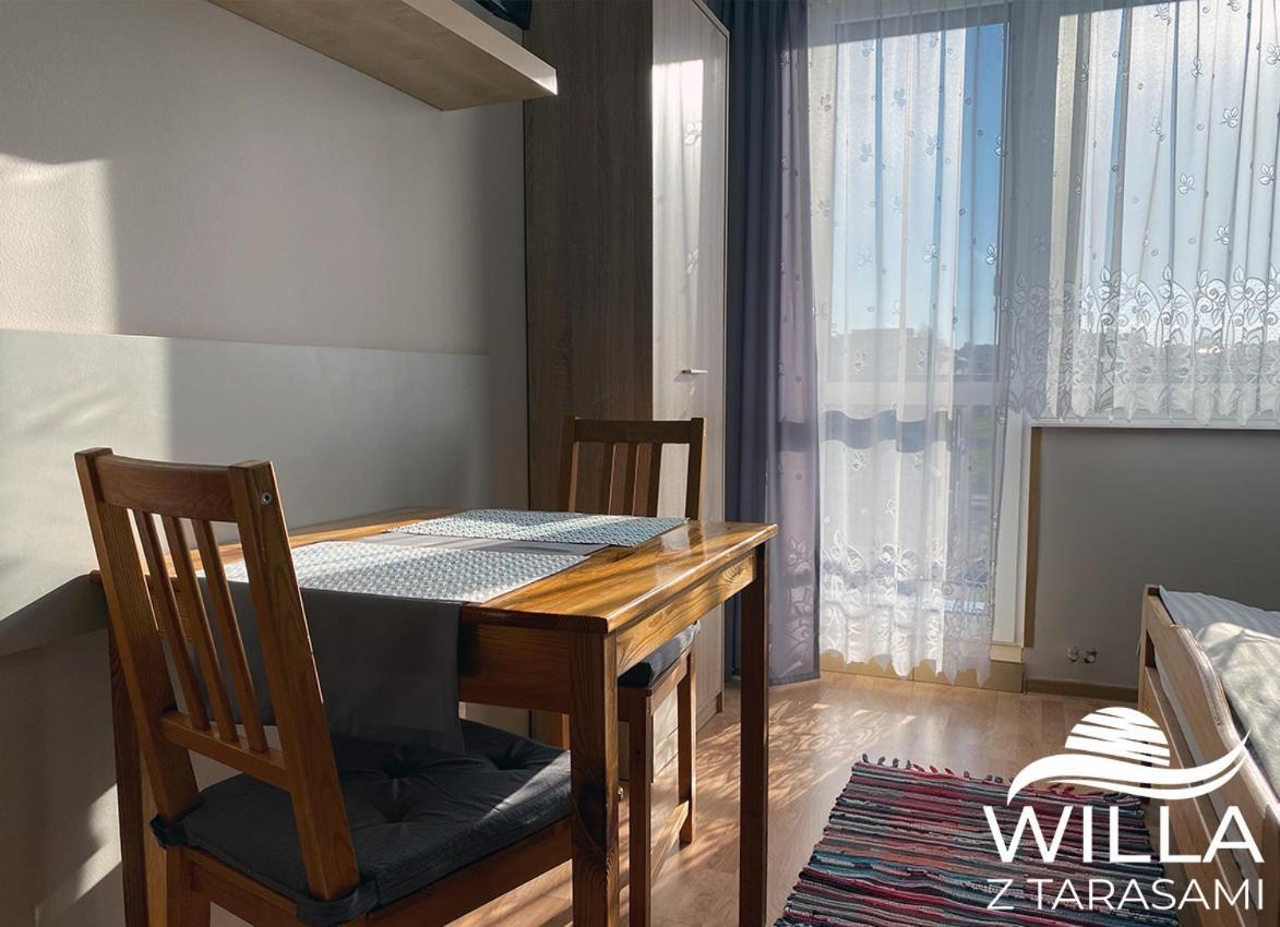 Willa Z Tarasami Władysławowo Exteriör bild