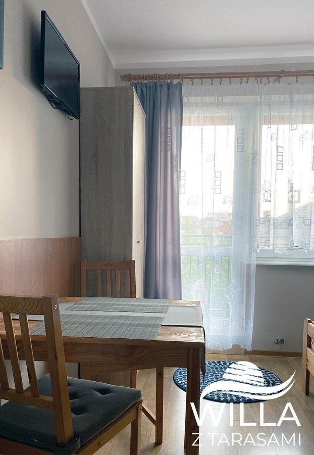 Willa Z Tarasami Władysławowo Exteriör bild
