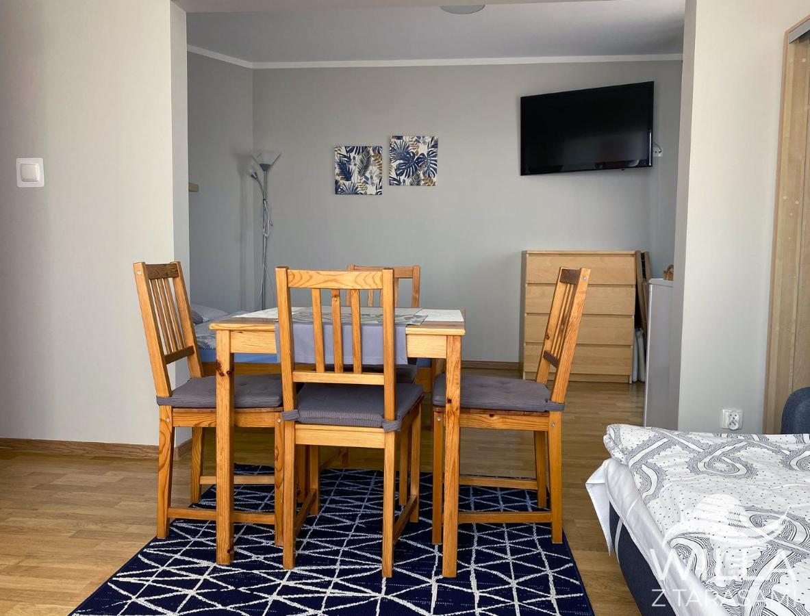 Willa Z Tarasami Władysławowo Exteriör bild